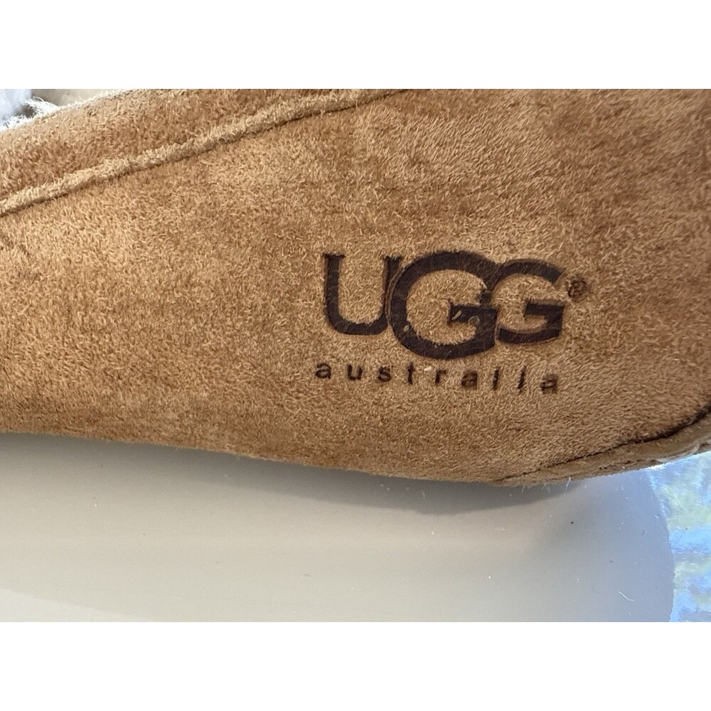 UGG Australia Brown Suede Shearling Moccasin Slippers M9 W10 Approx